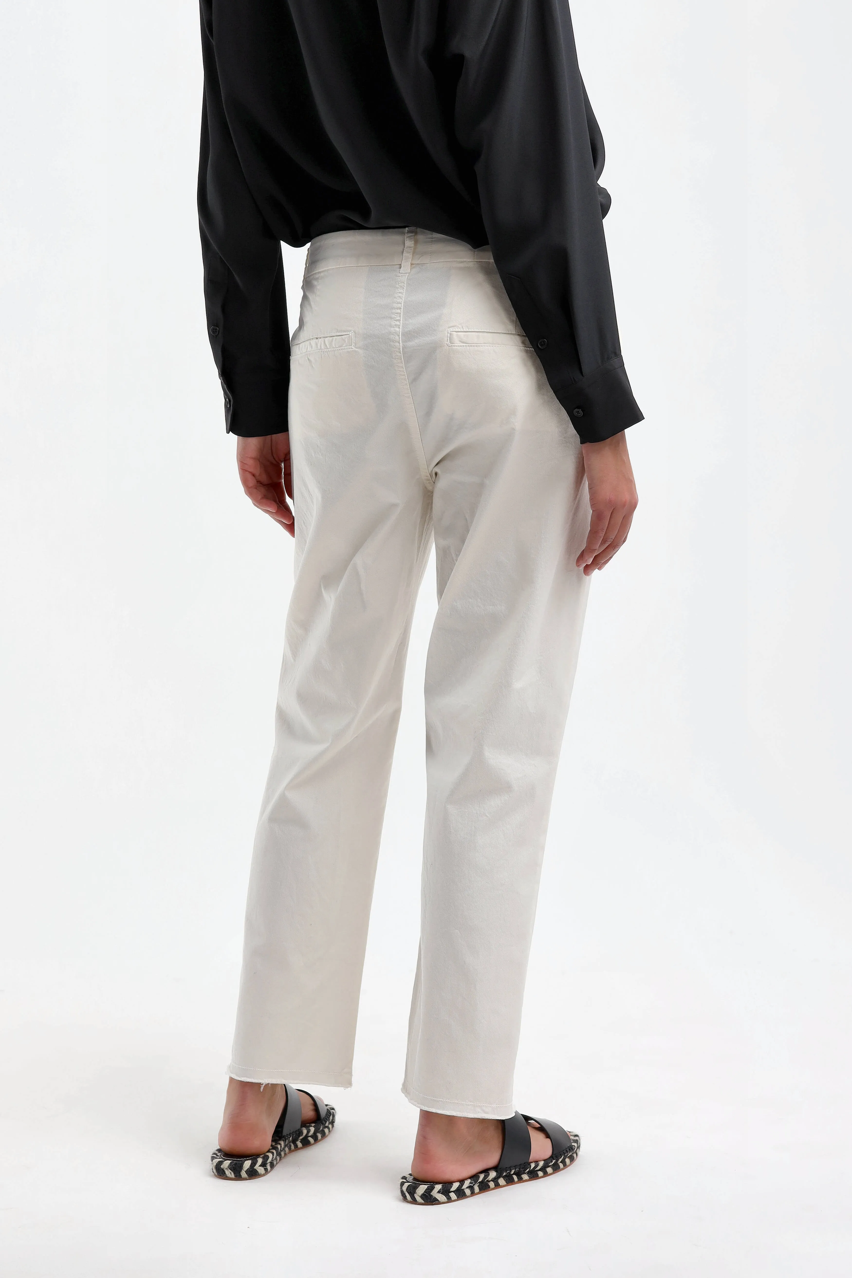 Hose Montauk in Eggshell