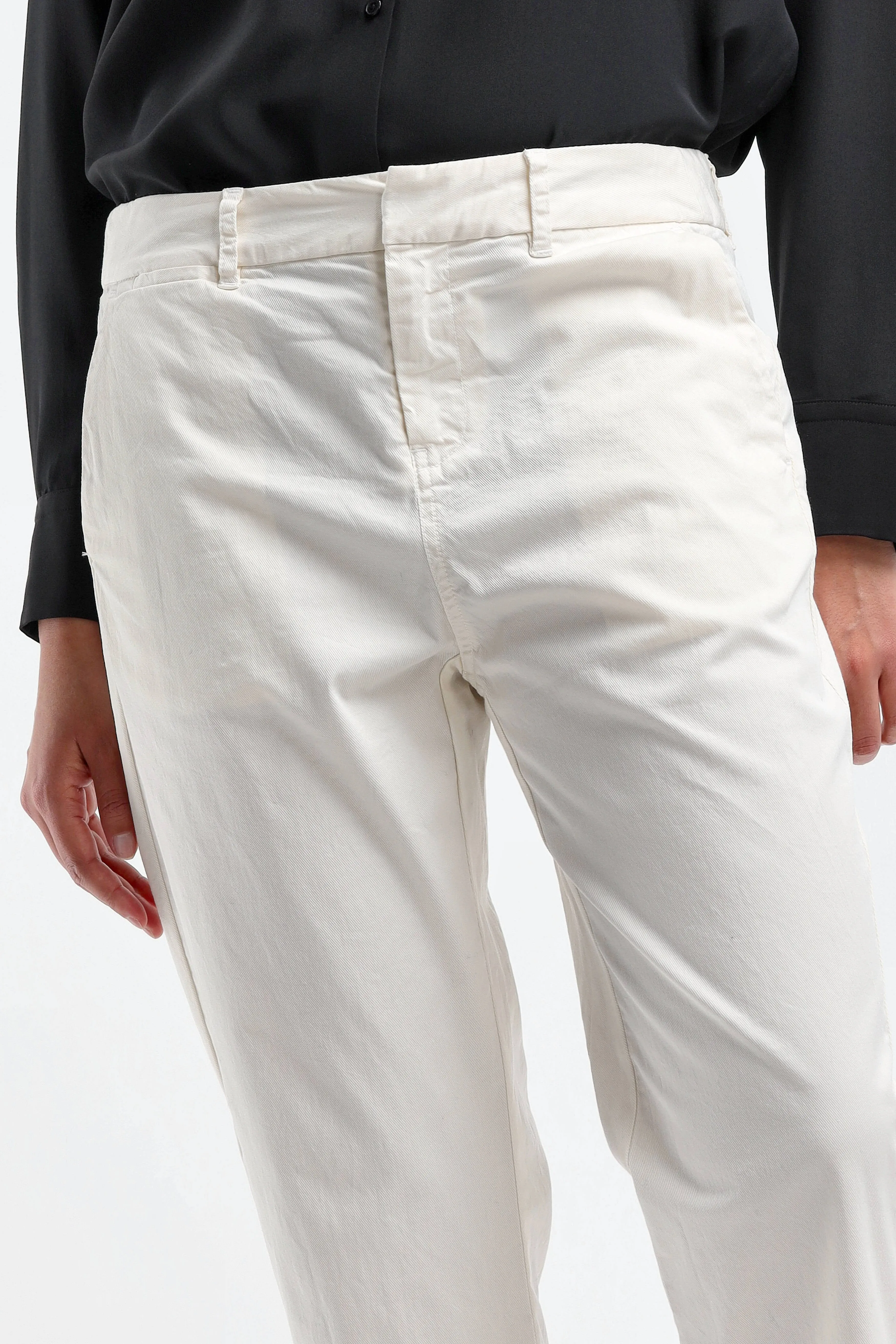 Hose Montauk in Eggshell