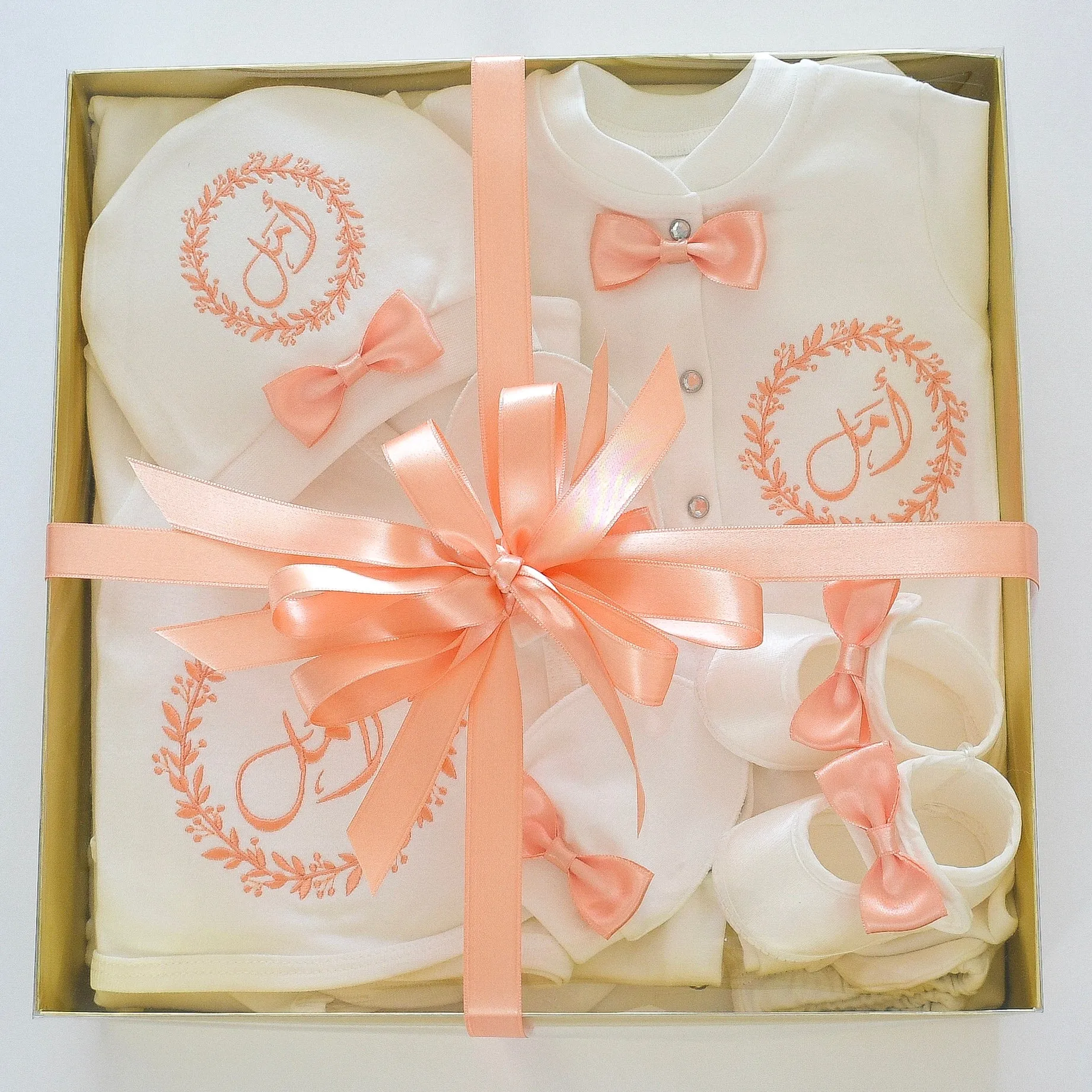 Personalised Princess Baby Coming Home Embroidered Set