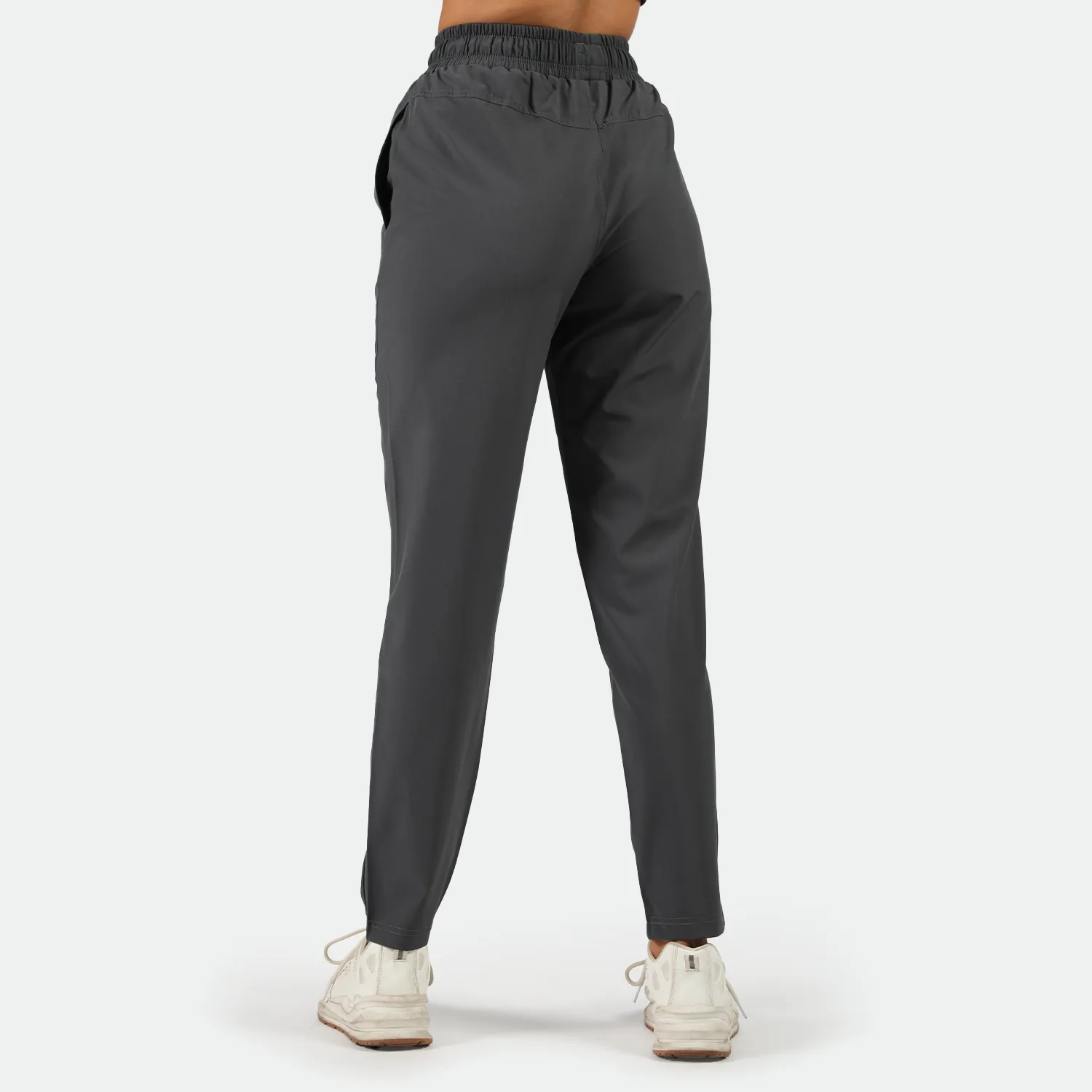 WOMEN-GO-BEYOND TRAINING PANT (ASPHALT-GREY)